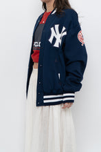Load image into Gallery viewer, Modern x NY YANKEES Navy Bomber (S-L)