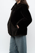 Load image into Gallery viewer, Vintage x Deep Brown Cropped Fur Jacket (XS, S)