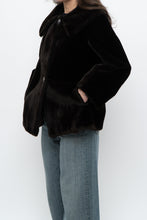 Load image into Gallery viewer, Vintage x Deep Brown Cropped Fur Jacket (XS, S)