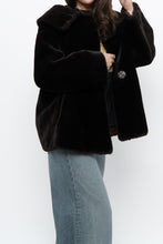 Load image into Gallery viewer, Vintage x Deep Brown Cropped Fur Jacket (XS, S)