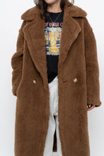 Load image into Gallery viewer, Modern x Teddybear Faux Fur Camel Trench (XS-M)