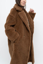 Load image into Gallery viewer, Modern x Teddybear Faux Fur Camel Trench (XS-M)