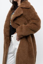 Load image into Gallery viewer, Modern x Teddybear Faux Fur Camel Trench (XS-M)
