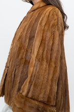 Load image into Gallery viewer, Vintage x Made in Canada x Custom Fox Fur Jacket (XS-M)