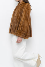 Load image into Gallery viewer, Vintage x Made in Canada x Custom Fox Fur Jacket (XS-M)