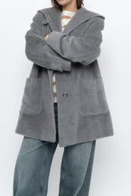 Load image into Gallery viewer, Vintage x Made in Canada x HOLT RENFREW Soft Wool Hooded Jacket (XS-M)