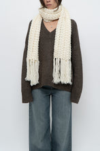 Load image into Gallery viewer, Vintage x Handknit Cream Crochet Scarf