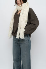 Load image into Gallery viewer, Vintage x Handknit Cream Crochet Scarf