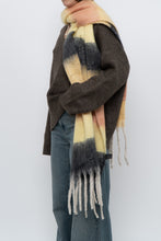 Load image into Gallery viewer, Modern x Yellow, Peach Chunky Soft Knit Scarf