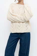 Load image into Gallery viewer, Vintage x Cream Handknit Trangle Patterned Sweater (XS-M)