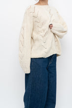 Load image into Gallery viewer, Vintage x Cream Handknit Trangle Patterned Sweater (XS-M)