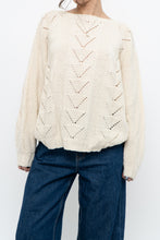 Load image into Gallery viewer, Vintage x Cream Handknit Trangle Patterned Sweater (XS-M)