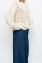 Load image into Gallery viewer, Vintage x Cream Handknit Trangle Patterned Sweater (XS-M)