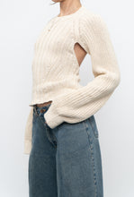 Load image into Gallery viewer, ZARA x Deadstock Cream Chunky Knit Open Back Sweater (M)