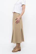 Load image into Gallery viewer, Vintage x Made in Italy x Beige Pleated Wool Maxi Skirt (S)