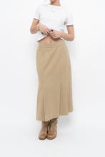 Load image into Gallery viewer, Vintage x Made in Italy x Beige Pleated Wool Maxi Skirt (S)