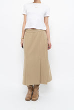 Load image into Gallery viewer, Vintage x Made in Italy x Beige Pleated Wool Maxi Skirt (S)