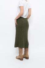 Load image into Gallery viewer, Vintage x Made in Italy x Green Cableknit Midi Skirt (S)