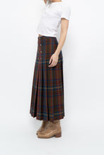 Load image into Gallery viewer, Vintage x Made in Scotland x Brown, Navy Plaid Pleated Wool Maxi Skirt (XS)