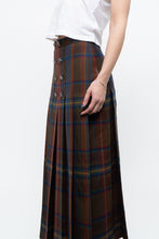 Load image into Gallery viewer, Vintage x Made in Scotland x Brown, Navy Plaid Pleated Wool Maxi Skirt (XS)
