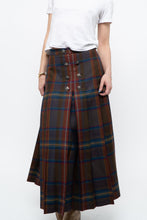 Load image into Gallery viewer, Vintage x Made in Scotland x Brown, Navy Plaid Pleated Wool Maxi Skirt (XS)