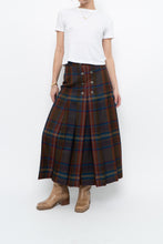 Load image into Gallery viewer, Vintage x Made in Scotland x Brown, Navy Plaid Pleated Wool Maxi Skirt (XS)