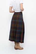 Load image into Gallery viewer, Vintage x Made in Scotland x Brown, Navy Plaid Pleated Wool Maxi Skirt (XS)
