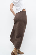 Load image into Gallery viewer, Modern x Brown Knit Maxi Skirt (XS)