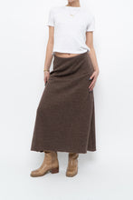 Load image into Gallery viewer, Modern x Brown Knit Maxi Skirt (XS)
