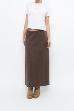 Load image into Gallery viewer, Modern x Brown Knit Maxi Skirt (XS)