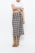 Load image into Gallery viewer, Vintage x Made in Canada x White Plaid Cotton Midi Skirt (S, M)