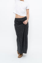 Load image into Gallery viewer, Vintage x Made in Canada x Charcoal Heathered Knit Maxi Skirt (M, L)