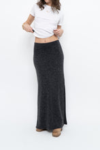 Load image into Gallery viewer, Vintage x Made in Canada x Charcoal Knit Maxi Skirt (M)