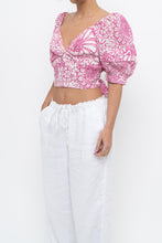 Load image into Gallery viewer, MAEVE x Pink, White Floral Back Tie Crop (M)