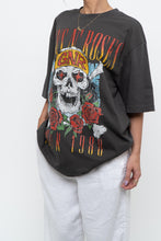 Load image into Gallery viewer, Modern x GUNS N ROSES Grey Graphic Tee (XS-L)