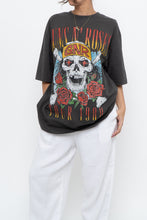 Load image into Gallery viewer, Modern x GUNS N ROSES Grey Graphic Tee (XS-L)