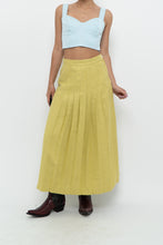 Load image into Gallery viewer, Vintage x LIZ CLAIBORNE Chartreuse Pleated Linen Maxi Skirt (XXS, XS)