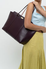 Load image into Gallery viewer, KATE SPADE x Plum Leather Oversized Purse