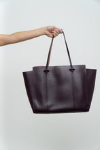 Load image into Gallery viewer, KATE SPADE x Plum Leather Oversized Purse
