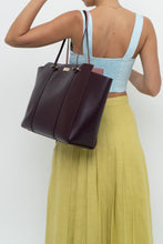 Load image into Gallery viewer, KATE SPADE x Plum Leather Oversized Purse
