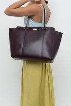 Load image into Gallery viewer, KATE SPADE x Plum Leather Oversized Purse