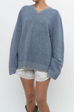 Load image into Gallery viewer, Vintage x Made in Hong Kong x CLUB MONACO Blue Wool Oversized Sweater (XS-XL)