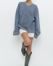 Load image into Gallery viewer, Vintage x Made in Hong Kong x CLUB MONACO Blue Wool Oversized Sweater (XS-XL)