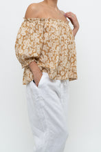 Load image into Gallery viewer, THE GREAT x Tan Floral Cotton Off-Shoulder Blouse (XS-M)