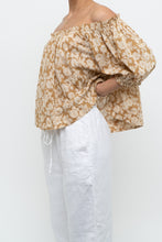 Load image into Gallery viewer, THE GREAT x Tan Floral Cotton Off-Shoulder Blouse (XS-M)