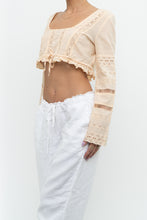 Load image into Gallery viewer, Vintage x KIMCHI BLUE Light Peach Cotton Cropped Longsleeve Blouse (XS, S)