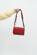 Load image into Gallery viewer, Vintage x CHANELNon-Authentic Red Leather Purse