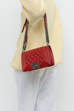 Load image into Gallery viewer, Vintage x CHANELNon-Authentic Red Leather Purse