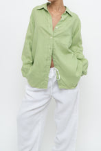 Load image into Gallery viewer, Vintage x Pastel Green Linen Buttonup (XS-XL)