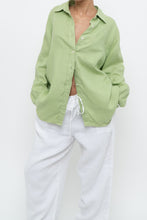 Load image into Gallery viewer, Vintage x Pastel Green Linen Buttonup (XS-XL)